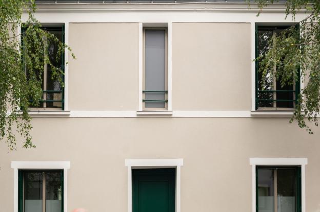 Patio, extension, surélévation bois, ravalement chaux, jardin, bioclimatique, extension bois, architecture écologique