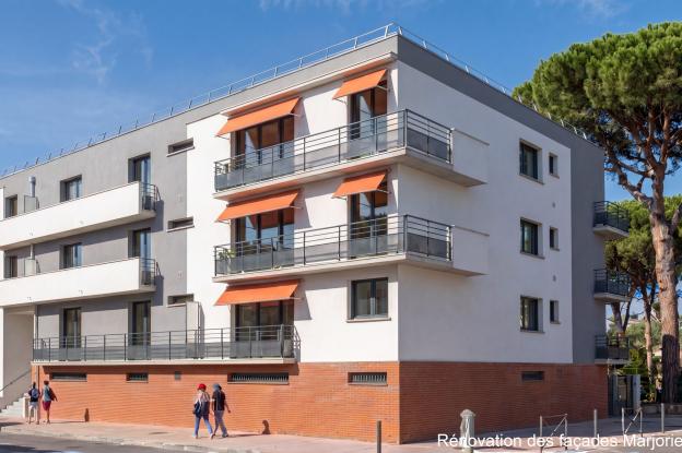 Immeuble vue depuis la rue