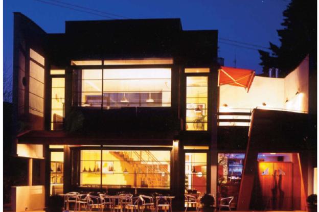 Création d'un restaurant sur les bords du canal Saint Martin