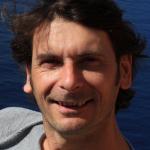 identite_jf_46_2012_2_427x640.jpg