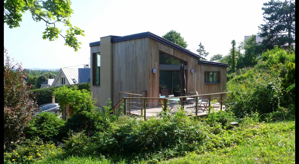 terrasse en bois / bardage bois sur isolation thermique extérieure