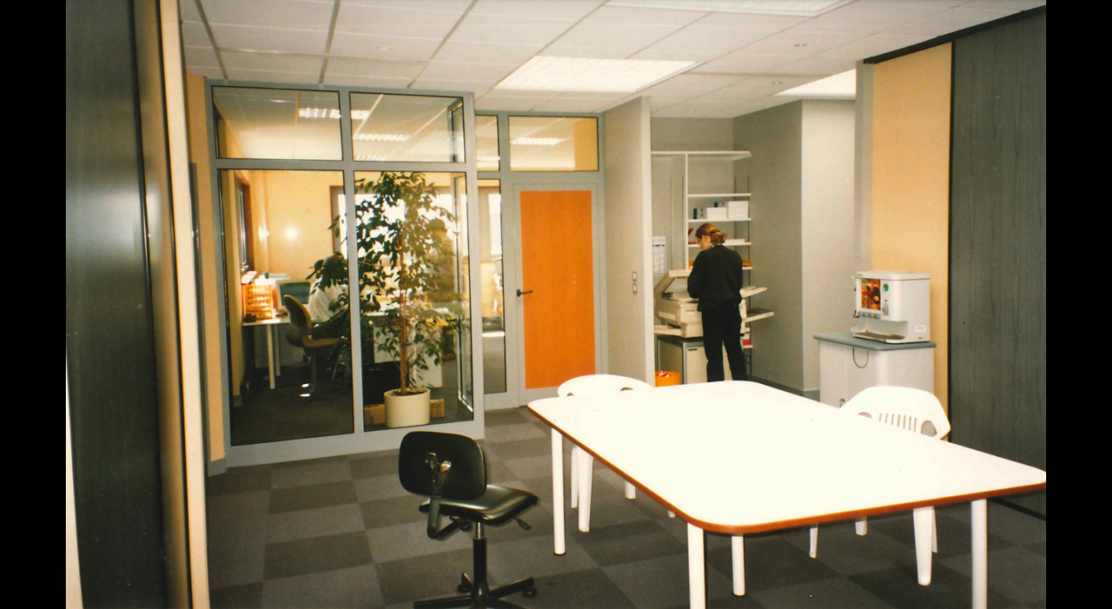 Vue intérieure bureau (03/1996)