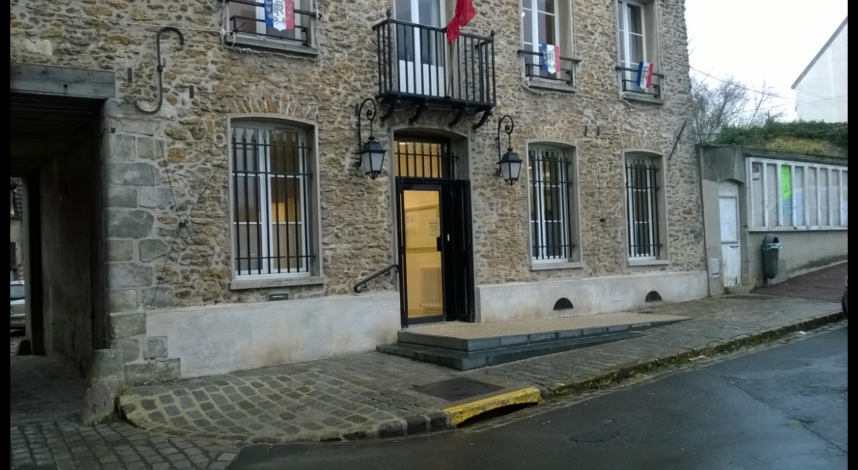 Entrée principale Mairie de Tournan