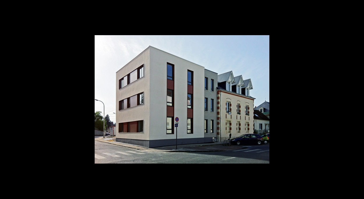 Atelier Videau Architecture - Cabinet Médical à Nevers - Extension et rénovation