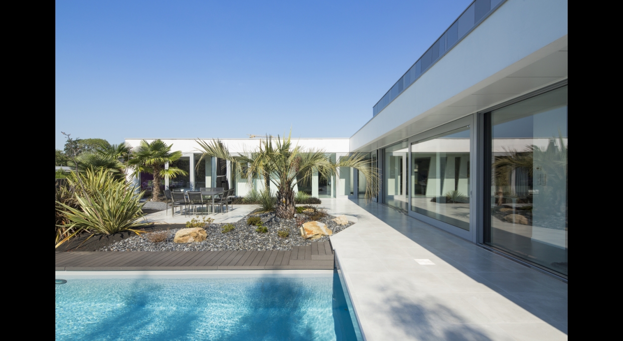 maison d'architecte avec piscine