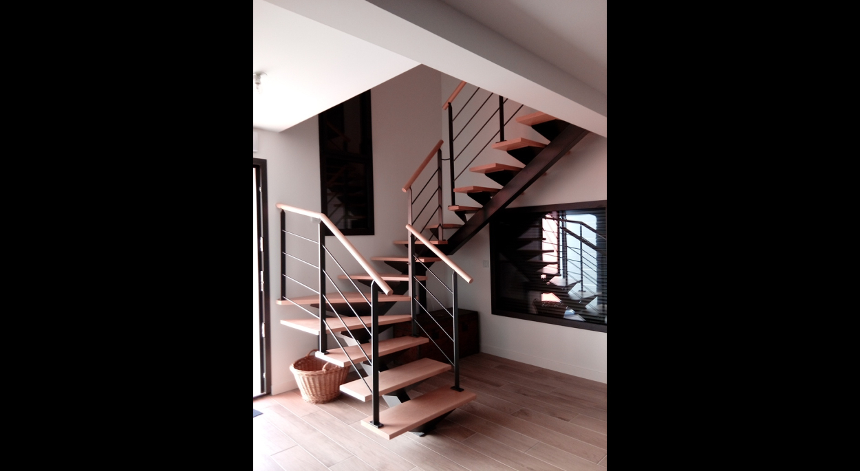 Maison L_H_R - Détail de l'escalier