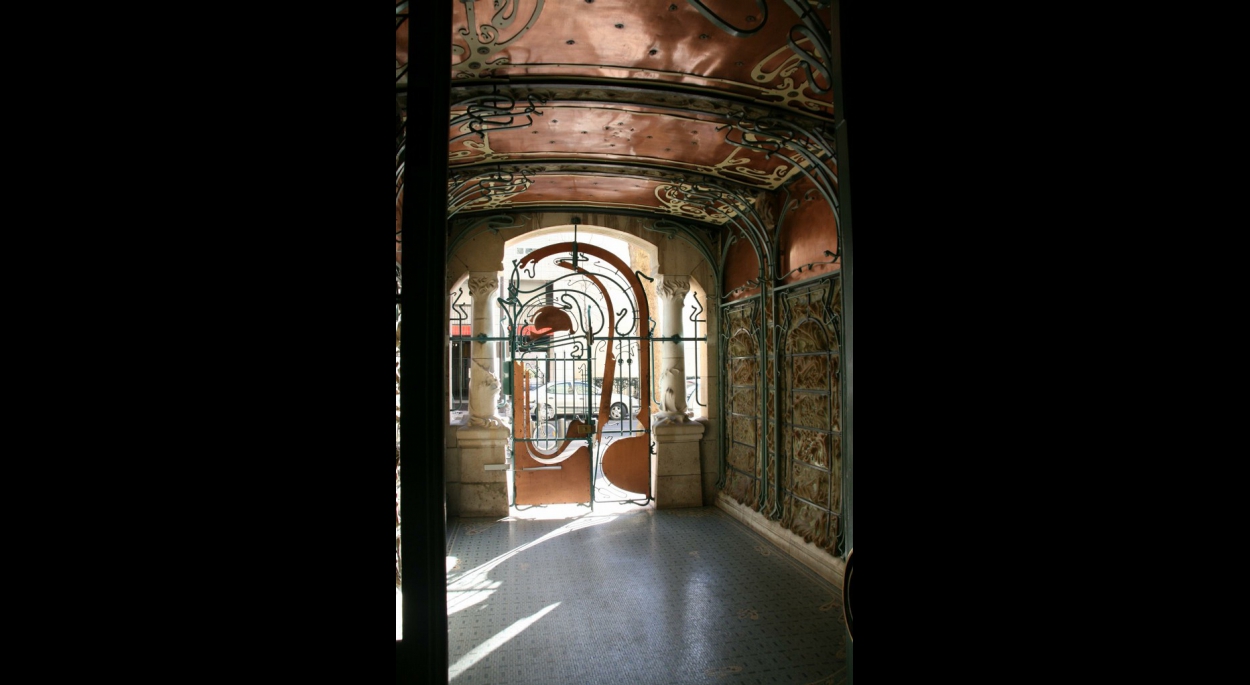 Castel Béranger - Vue du Hall restauré