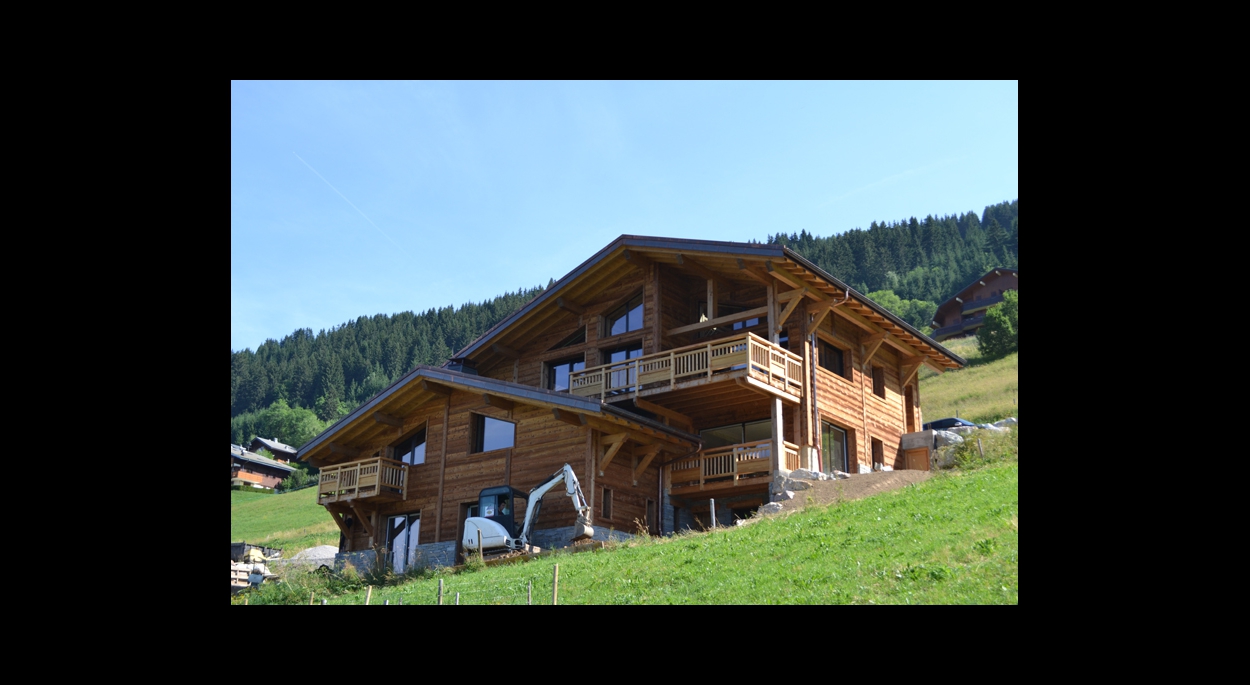 Conception d'un chalet de 600 m² dans la station de ski de Châtel (Haute-Savoie)