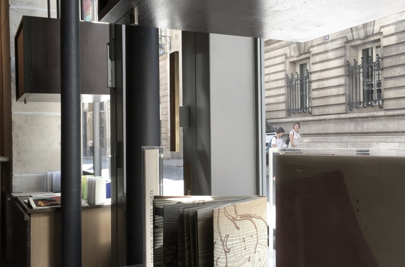 Artbiblio Rénovation Galerie Vitrine Architecture Design Mobilier