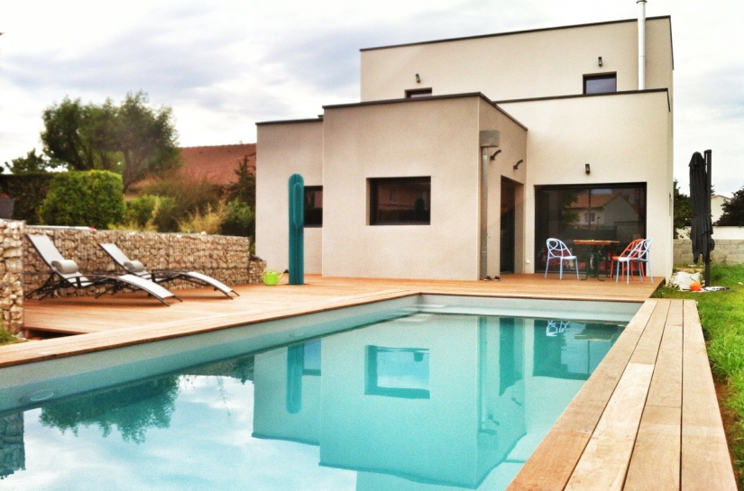 Maison contemporaine Ardèche avec piscine