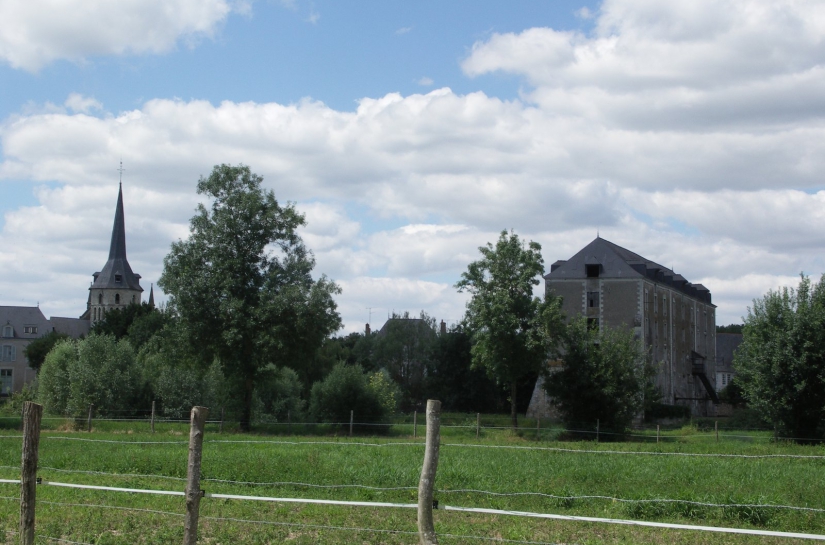 Reconversion / restructuration d'un moulin Maison des Basses Vallées Angevines - architecture et patrimoine industriel - Cheffes  sur Sarthe (49)