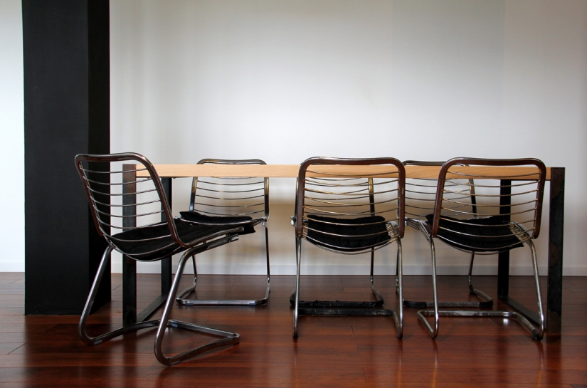 design - création d'une table en bois et acier brut par l'Atelier S architectures - Architecte à Toulouse